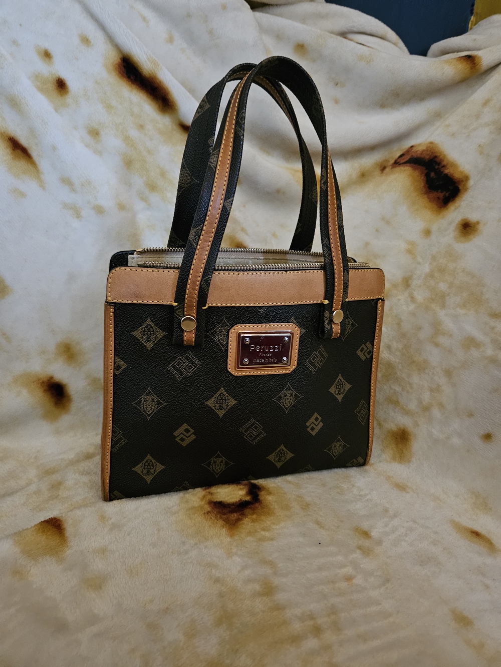 Peruzzi - Picture 3 of 14